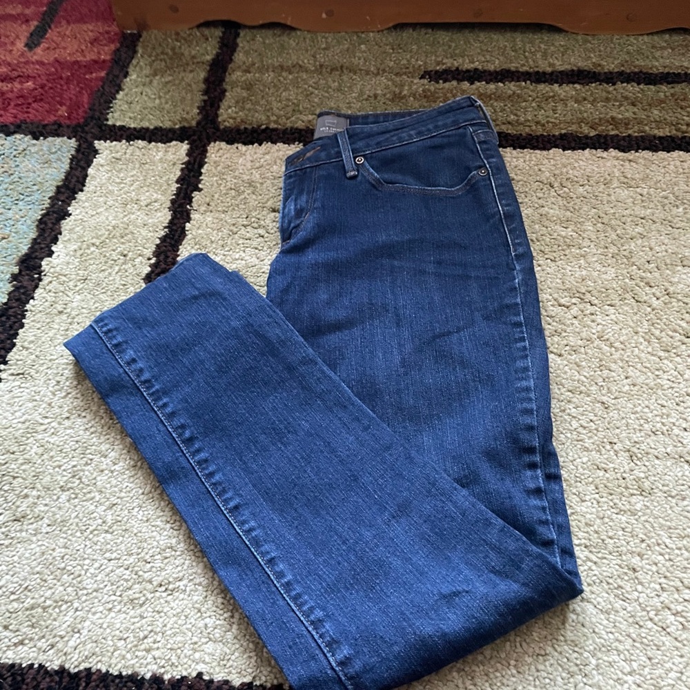 Levi’s Bold curvy skinny size 28